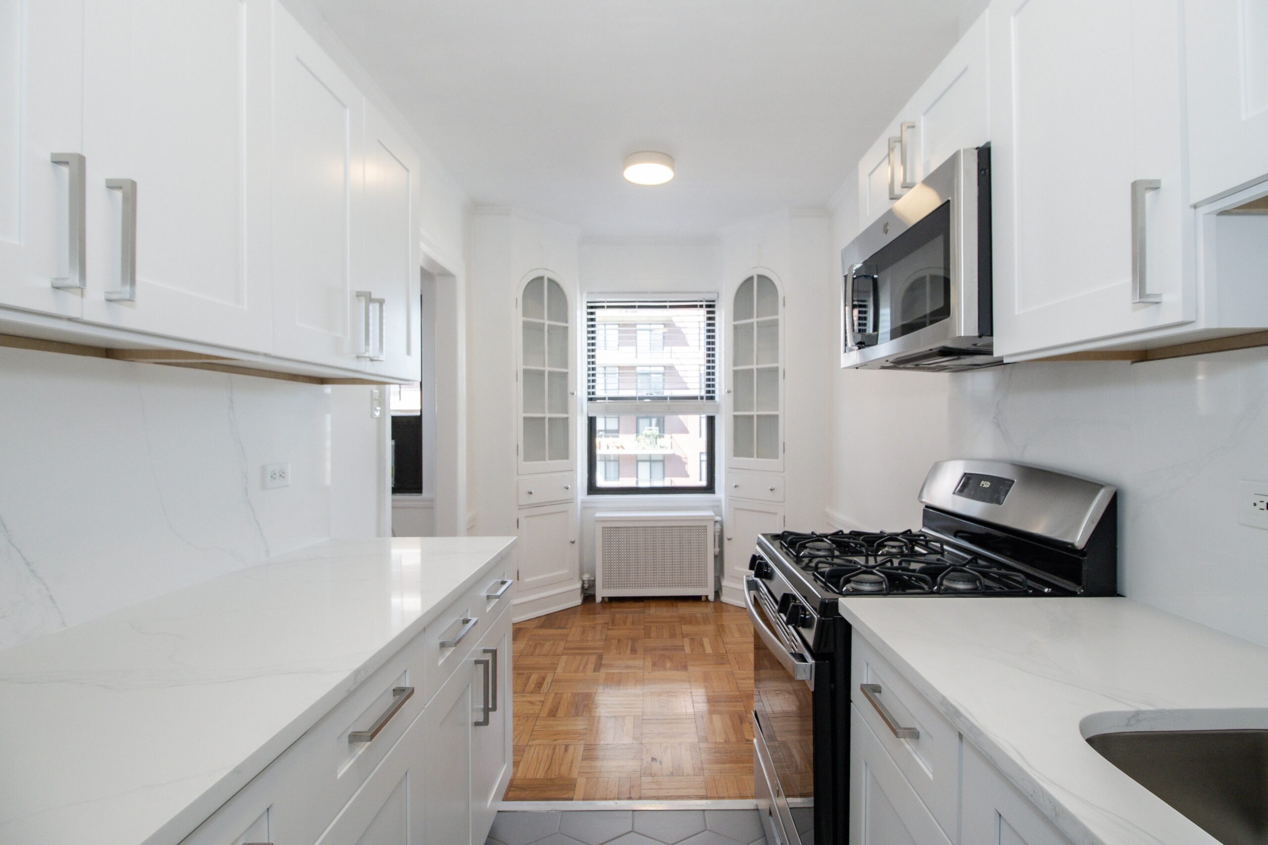 1100 N Dearborn St. – #1808