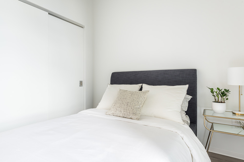 2733 W Belden Ave. - 506