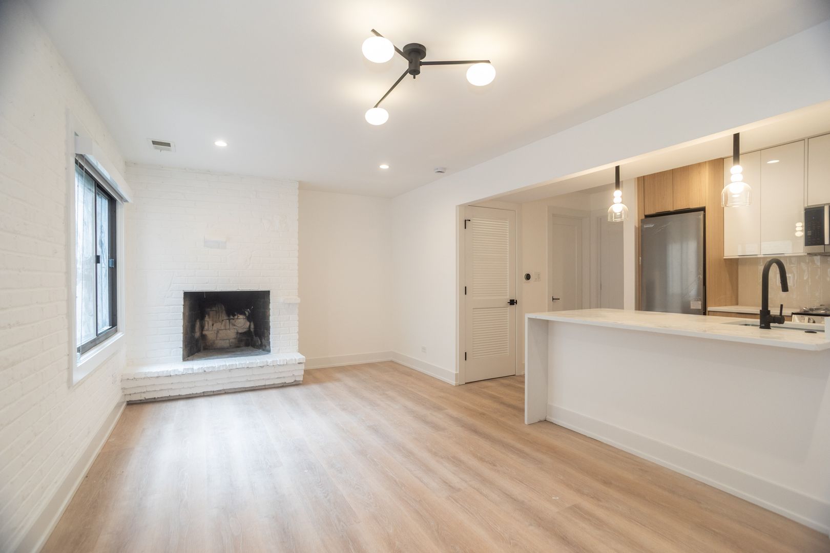 633 S Laflin St - 202, Chicago, IL 60607